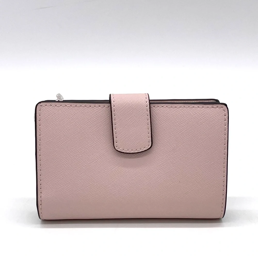 Michael Kors Medium Bifold Zip Corner Wallet